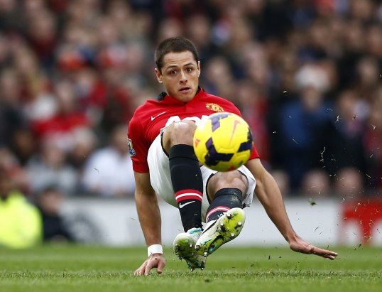 Misfiring Mexican Javier Hernandez is set to partner Wayne Rooney in Manchester United’s front line for the Red Devils’ festive fixtures in place of the injured Robin van Persie.