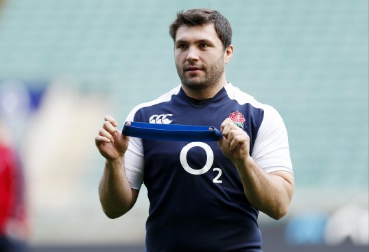 Northampton Saint have secured the services of England loosehead prop Alex Corbisiero from the end of the season.