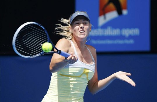 Maria Sharapova has made the perfect start to the Australian Open with a comfortably victory over compatriot Olga Puchkova.