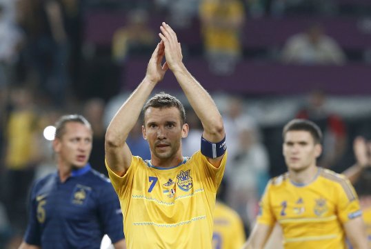Former AC Milan and Chelsea striker Andriy Shevchenko could make a shock return to football with Indonesian outfit Mitra Kukar.