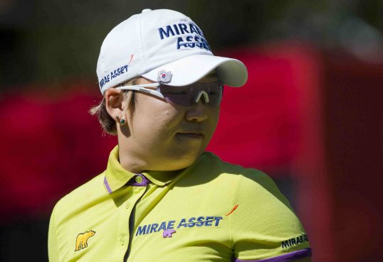 Jiyai Shin finally won the Kingsmill Championship after defeating American Paula Creamer in a nine-hole play-off.