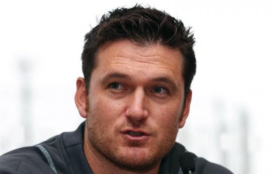 Surrey captain Graeme Smith was dismissed for just two runs in his debut batting outing for the county at the Oval.