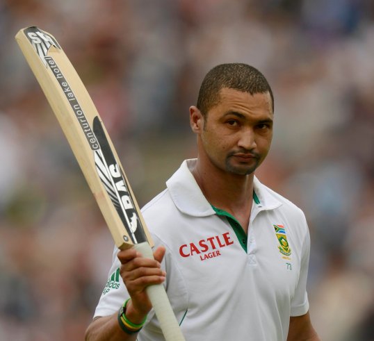 Somerset have signed South African batsman Alviro Petersen as their overseas player for the 2013 season.