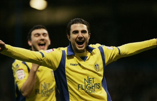 Leeds United boss Brian McDermott has revealed Davide Somma will miss the remainder of the season after undergoing knee surgery.