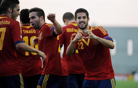 Spain Under-21 have beaten Netherlands Under-21 3-0 at the HaMoshava Stadium in Israel in their European Championship clash.