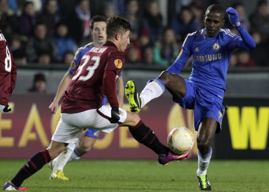 Chelsea are in firm control of their Europa League round of 32 tie against Sparta Prague – thanks to super-sub Oscar.