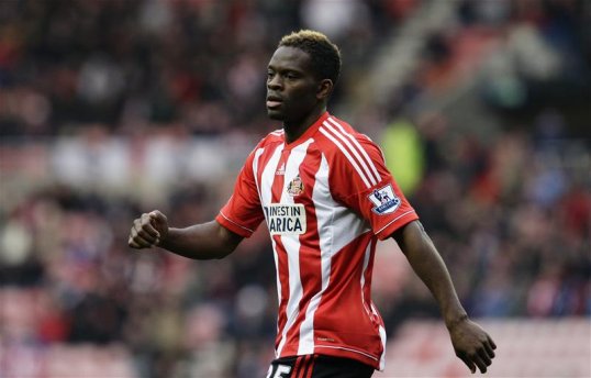 Ex-France international Luis Saha has completed a move to Italian club Lazio after being released by Sunderland on transfer deadline day.