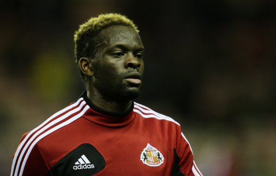 Former Sunderland striker Louis Saha looks set to seal a switch to Lazio until the end of the season on a free transfer.