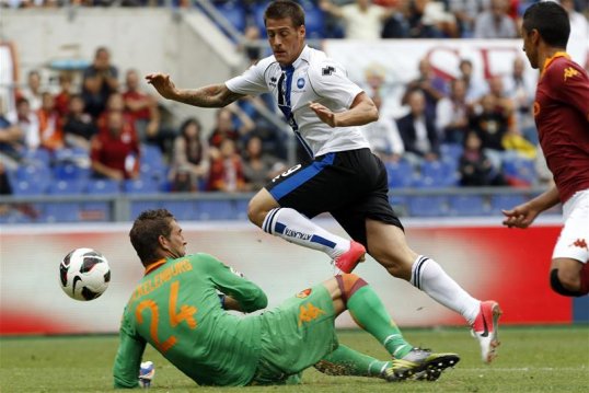 Maarten Stekelenburg will most likely be staying with Italian club A.S. Roma this January after the goalkeeper did not receive any serious offers from other clubs.