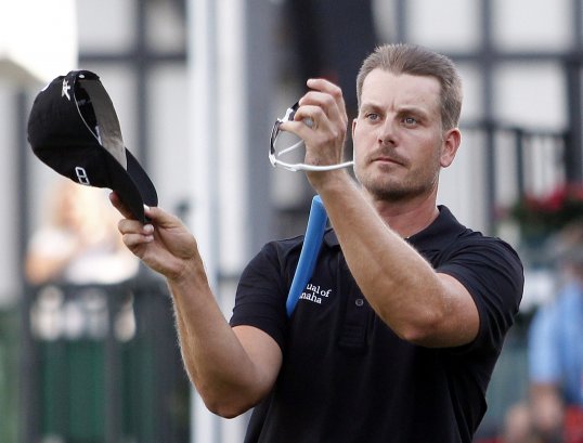 FedEx Cup champion Henrik Stenson could be forced to miss the BMW Masters after injuring his wrist during training in Florida last week.