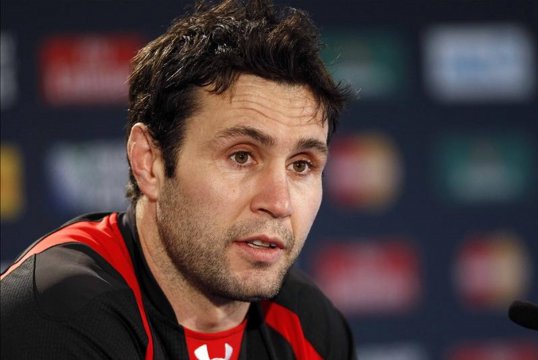 Stephen Jones, Wales' most-capped player, is to retire at the end of the season.