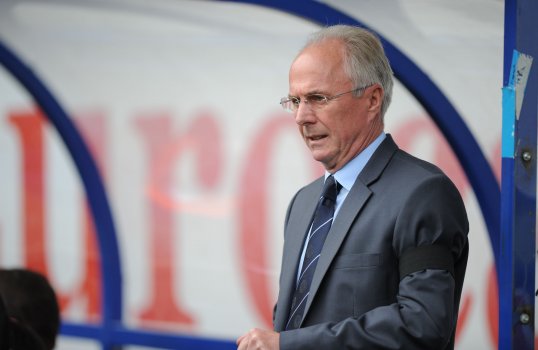 Former England boss Sven-Goran Eriksson has opened talks with Ukraine.