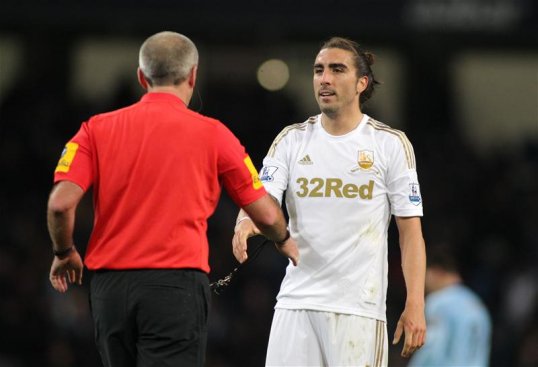 Swansea City key man Chico Flores is fit for tonight's League Cup semi-final second leg clash against Chelsea.