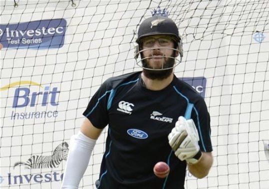 Veteran New Zealand spinner Daniel Vettori is facing a late fitness Test ahead of the second Test against England at Headingley.