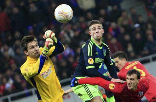 Steaua Bucharest goalkeeper Ciprian Tătărușanu has taken a pot shot at the quality of the Premier League ahead of the side’s clash with Chelsea in the Europa competition.