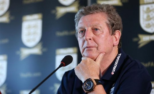 Peter Taylor has defended England manager Roy Hodgson after the Three Lions boss was left with just 15 players because of injuries.