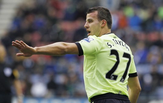 Newcastle United defender Steven Taylor has been called into the England squad for Friday’s World Cup qualifier against San Marino.