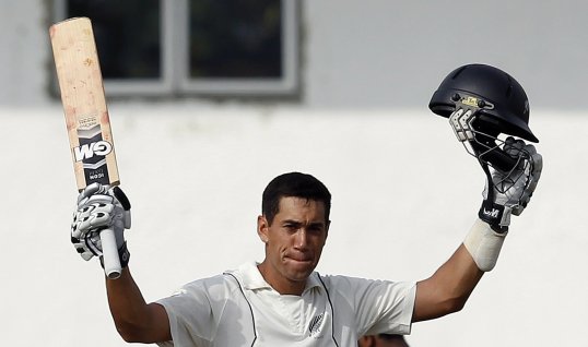 Former New Zealand captain Ross Taylor will return to international cricket to face England in the forthcoming one-day international and Twenty20 series’.