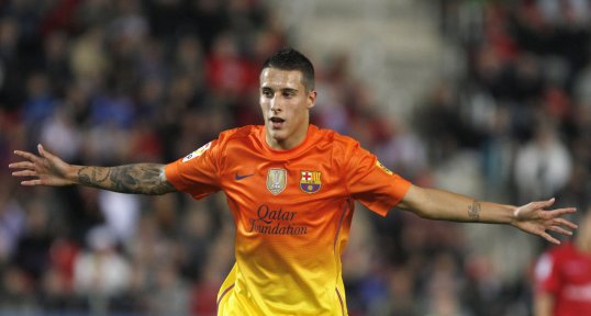 Cristian Tello has signed a new deal at Barcelona, the club have confirmed.