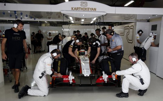 Drunken mechanics from the failed Formula 1 team HRT had a punch-up at the team’s headquarters in Madrid when they went to collect their redundancies.