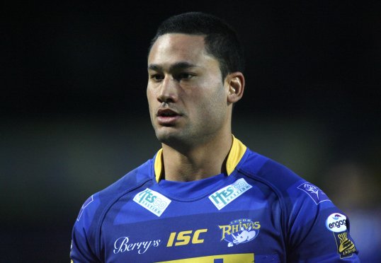 Castleford Tigers have signed Weller Hauraki from Leeds Rhinos on a two year contract.