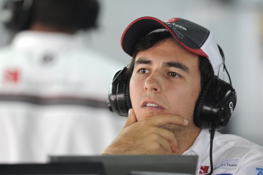 McLaren driver Sergio Pérez has his target set of winning the word championship title with his new team.