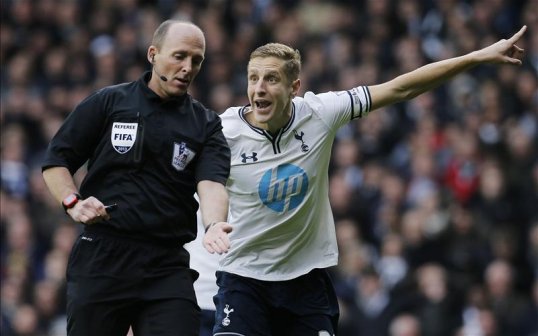 Tottenham Hotspur captain Michael Dawson praised his team's performance against Manchester United today, saying they were unfortunate not to win.
