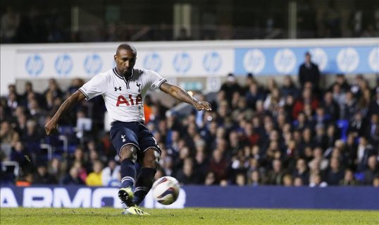 West Ham United could look to bring their former player Jermain Defoe back to the club as he nears an exit from Tottenham Hotspur.