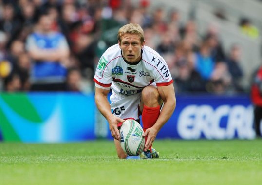 Toulon fly-half Jonny Wilkinson proved his boot remains the most fearsome in European as he out kicked Saracens number 10 Owen Farrell to drive into the final of the Heineken Cup.