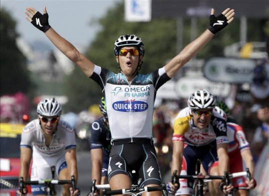 Matteo Trentin won the 14th stage of the Tour de France in Lyon as Chris Froome managed to keep his overall lead.
