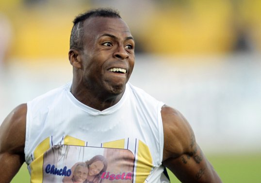 Swansea City and Tottenham Hotspur target Christian Benitez has been given permission to negotiate his exit from Club America.