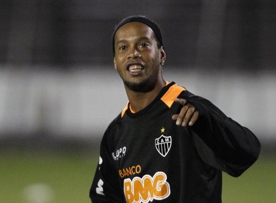 Besiktas boss Slaven Bilic has revealed he wants to sign Atletico Mineiro midfielder Ronaldinho this summer.