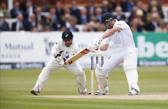 New Zealand put England in a perilous position with the wicket of Jonathan Trott on 39 reducing the hosts to 113-3 at tea in the first Test at Lord’s.