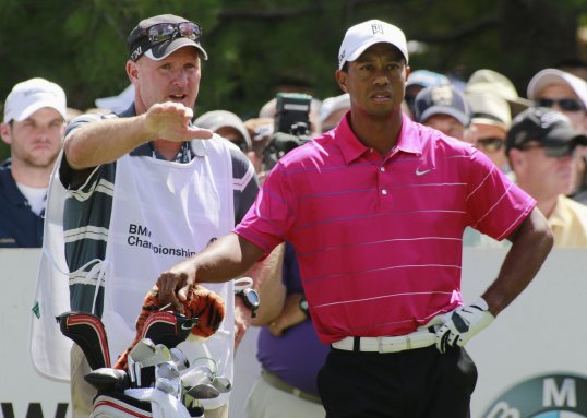 Jim Furyk shoots his first bogey of the day on the 13th as Bo Van Pelt ties Furyk’s overall score of seven-under.
