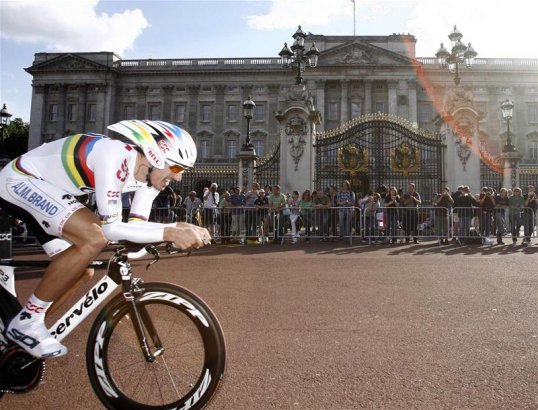 The 2013 Tour of Britain will have a summit finish for the first time in its 10 year history during the eight stage road race in September.