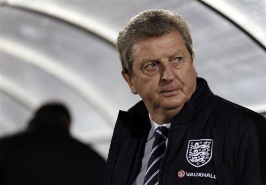 England manager Roy Hodgson said that Ukraine were still rivals for World Cup qualification despite a bad start to their campaign.