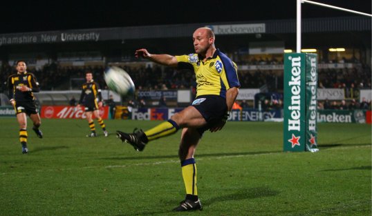 Northampton Saints look set to appoint former London Wasps and England fly-half Alex King as their new backs coach.