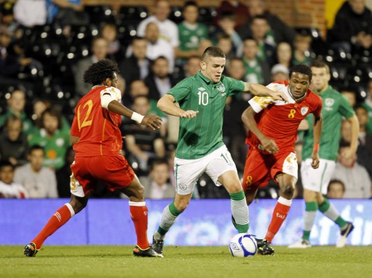 Manchester United winger Robbie Brady is close to signing a loan deal with Wolverhampton Wanderers.