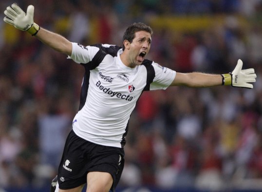 Uruguay has imposed a national 10-day ban on football in response to violence at a match.