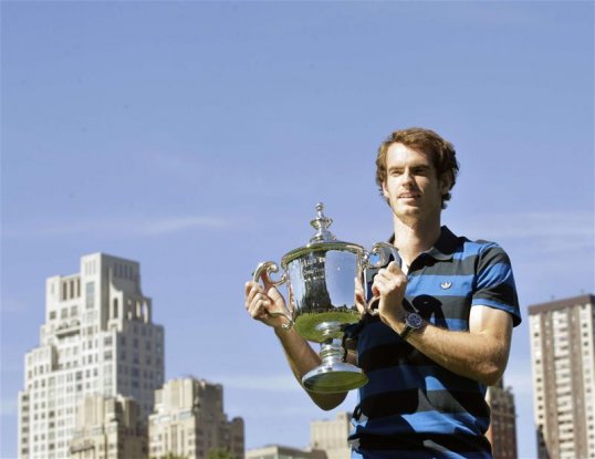 Andy Murray is preparing to defend a Grand Slam championship for the first time in his career.