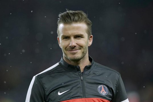 Olympique de Marseille midfielder Mathieu Valbuena has hailed David Beckham after he made his first appearance for Paris Saint-Germain.