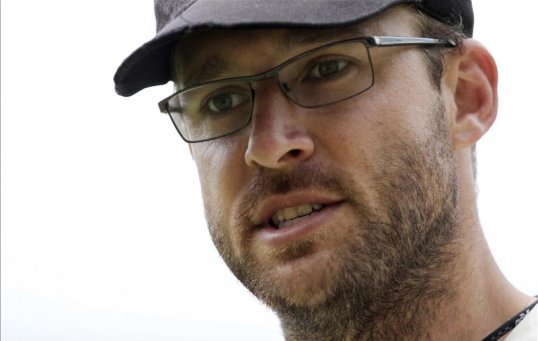 Former New Zealand captain Daniel Vettori admitted he would love to play in Test matches again.