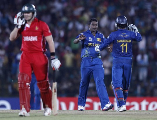 Sri Lanka easily beat Zimbabwe in the first match of the
