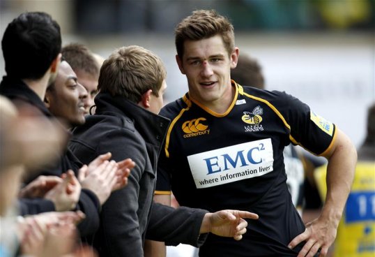 London Wasps’ promising back-row Sam Jones has signed a contract extension with the Adams Park club.