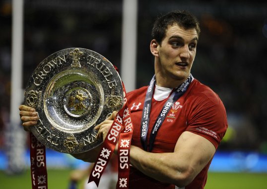 Wales have recalled flanker Sam Warburton and lock Alun Wyn Jones for their Six Nations trip to Scotland on Saturday.