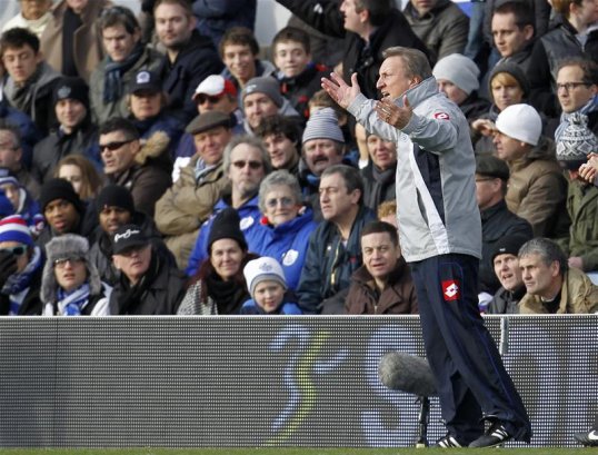 Former Queens Park Rangers manager Neil Warnock said he will not pursue the £1 million offered to him as a bonus for beating Chelsea back in 2011.