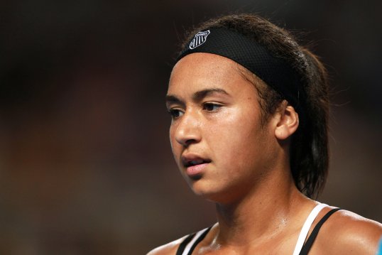 British number one Heather Watson battled her way past Galina Voskoboeva to in the first round of the National Indoor Tennis Championships in Memphis.