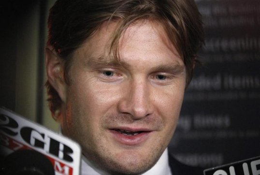 Australia batsman Shane Watson has stepped down as the Test side’s vice-captain with immediate effect.
