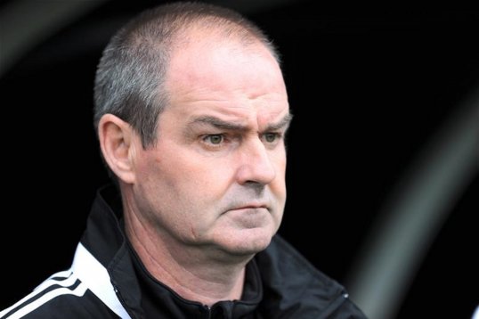 West Bromwich Albion are set to discuss a new contract for boss Steve Clarke over the next few weeks.