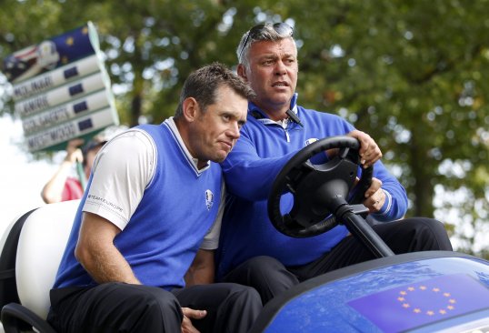 Former world number one Lee Westwood believes Darren Clarke should be the European Ryder Cup captain in 2014 at Gleneagles.